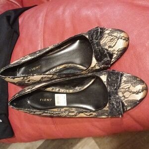 Elegant Black Lace over Tan Leather Shoes with Bow Dance Shoes Prom